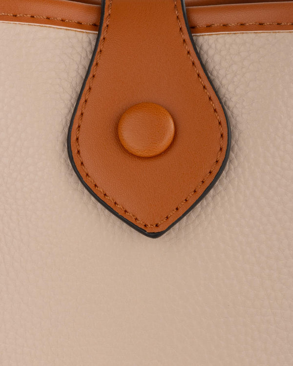Your Everyday Companion – Bulchee Sling Bag for Women